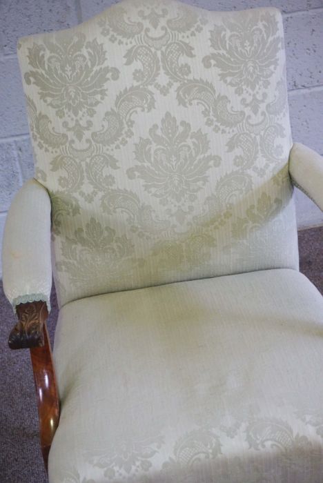 A small Georgian style armchair with leaf capped armrests; with an ebonized side chair and two small - Image 4 of 13