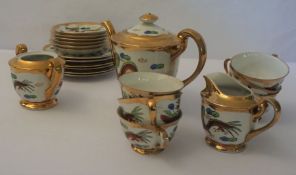 A group of ceramics, including twenty three Wedgwood ‘Green Leaf’ pattern plates; also blue and