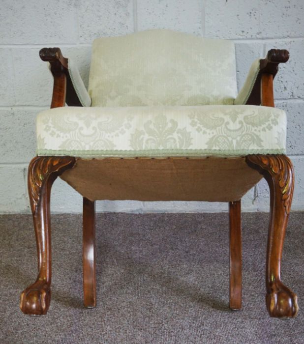 A small Georgian style armchair with leaf capped armrests; with an ebonized side chair and two small - Image 5 of 13