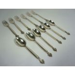 A vintage Georg Jenson Acanthus (Dronning) pattern silver flatware service for six place settings,