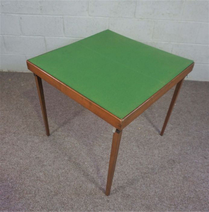 A modern beech dresser, 20th century, with three drawers and two cabinet doors, 100cm high, 188cm - Image 11 of 17