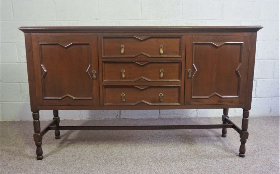 A modern beech dresser, 20th century, with three drawers and two cabinet doors, 100cm high, 188cm - Image 9 of 17