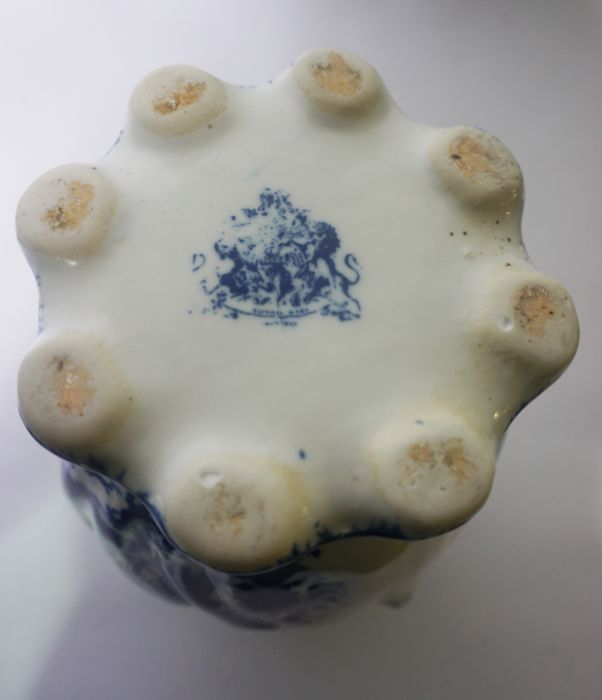 A large Victorian style wash basin and ewer with blue and white classical decoration, bowl 40cm - Image 8 of 8