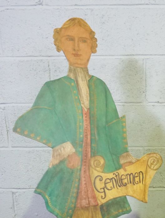 A pair of decorative ‘Companion’ figural Lady and Gentleman signs, painted in 17th century dress, - Image 3 of 7