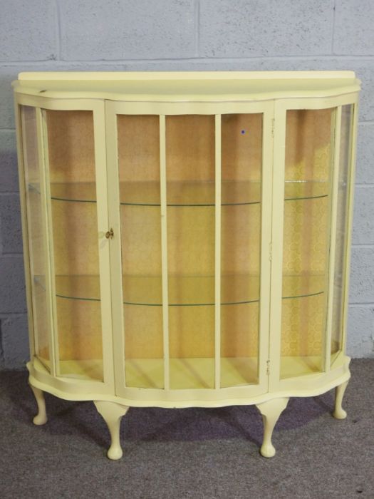 An Edwardian walnut dresser base, circa 1910, with two central drawers flanked by cabinets, 90cm - Image 5 of 12