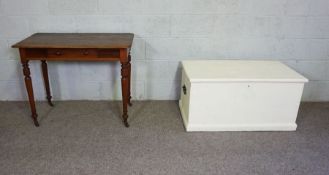 A vintage painted pine blanket chest, 100cm long; together with a small side table (2)