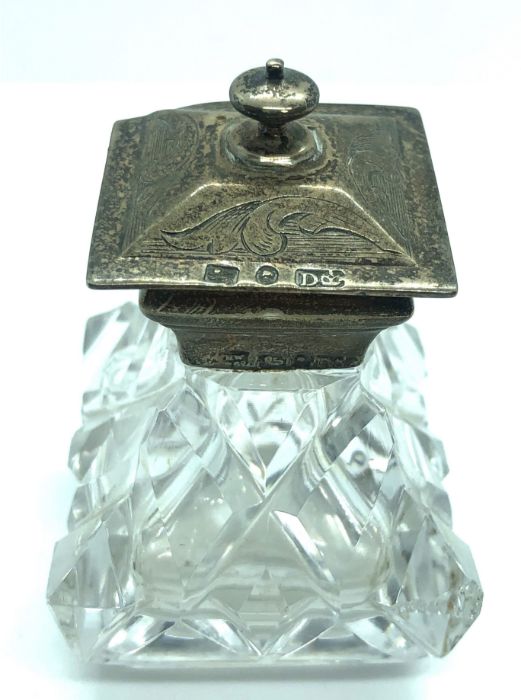 A Victorian silver inkstand, hallmarked Sheffield 1847, with date lozenge, the pierced and scroll - Image 10 of 11