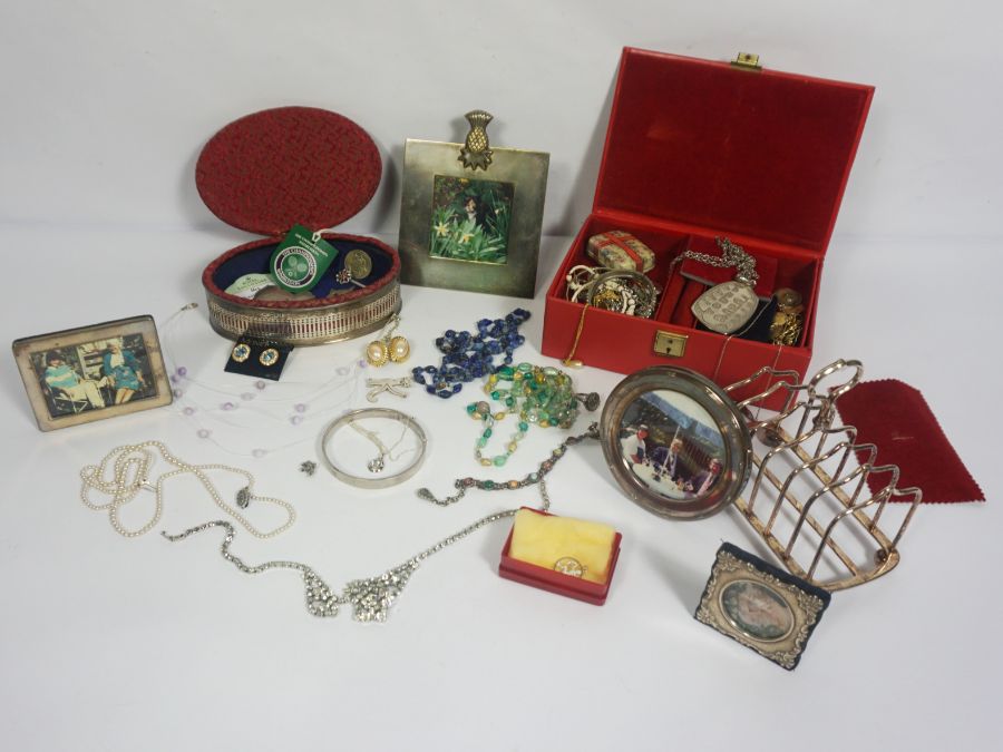 A group of assorted costume jewellery in a small case; together with vintage penny coins, and a - Image 2 of 13