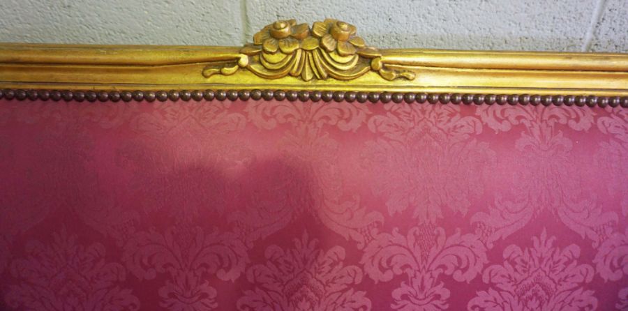 A George III style giltwood framed settee (or Canape), 20th century revival, with an arched - Image 5 of 6