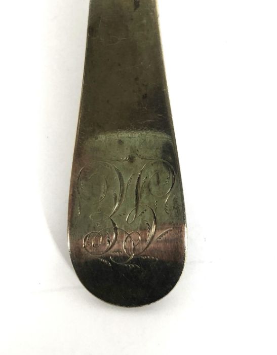 A George III silver soup ladle, hallmarked London 1780, TW?, with scalloped bowl, 35cm long, 175g - Image 3 of 5