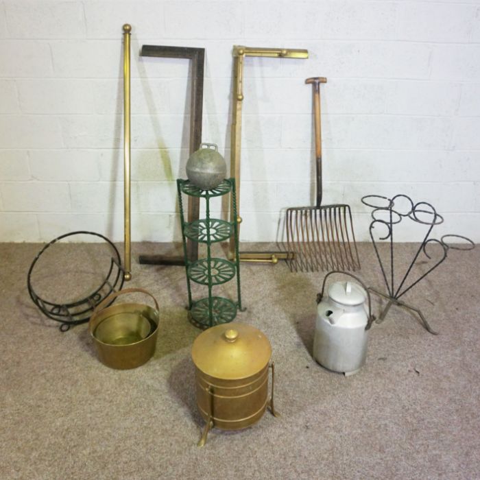 A group of miscellaneous items, including a vintage hay fork, saucepan stand, log holder etc (a - Image 2 of 2