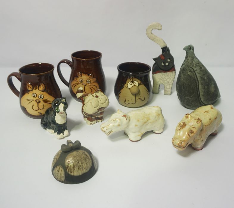 A collection of Novelty pottery cats and other similar cat and animal figures (a lot) - Image 4 of 6