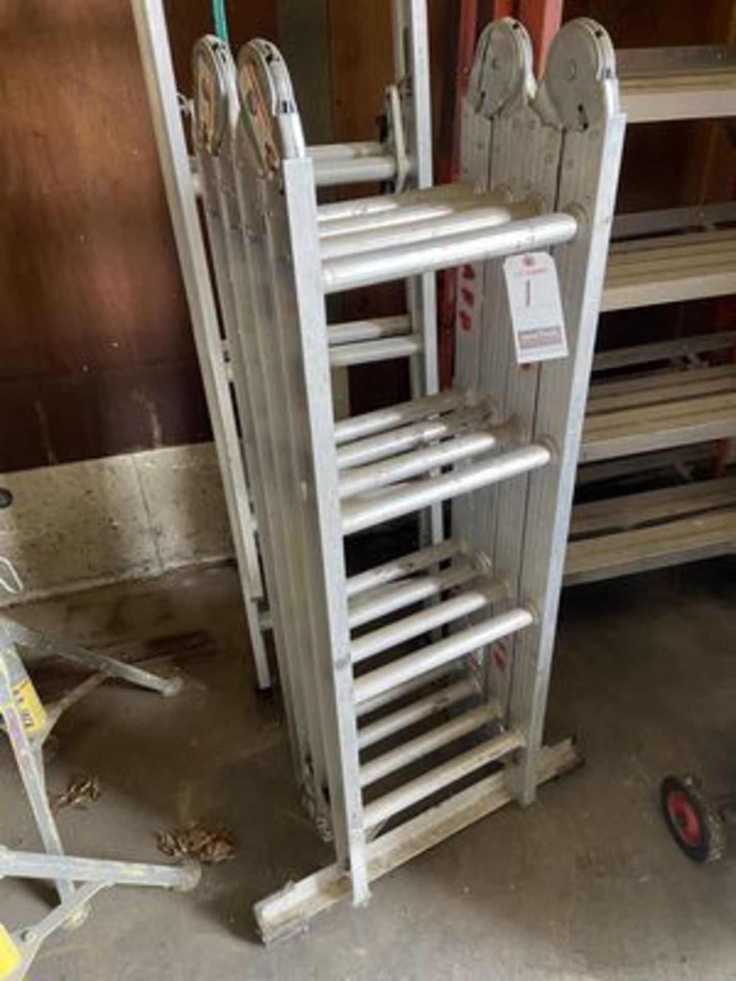 WERNER JOB MASTER MULTIPURPOSE LADDER, M/N M2-8-16