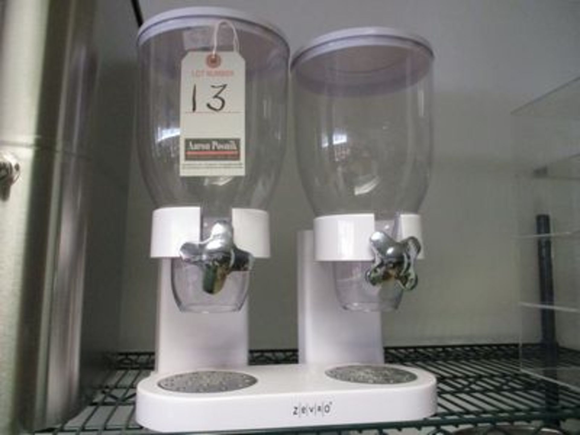 ZEVCO POLY. DUAL DRY FOOD DISPENSER