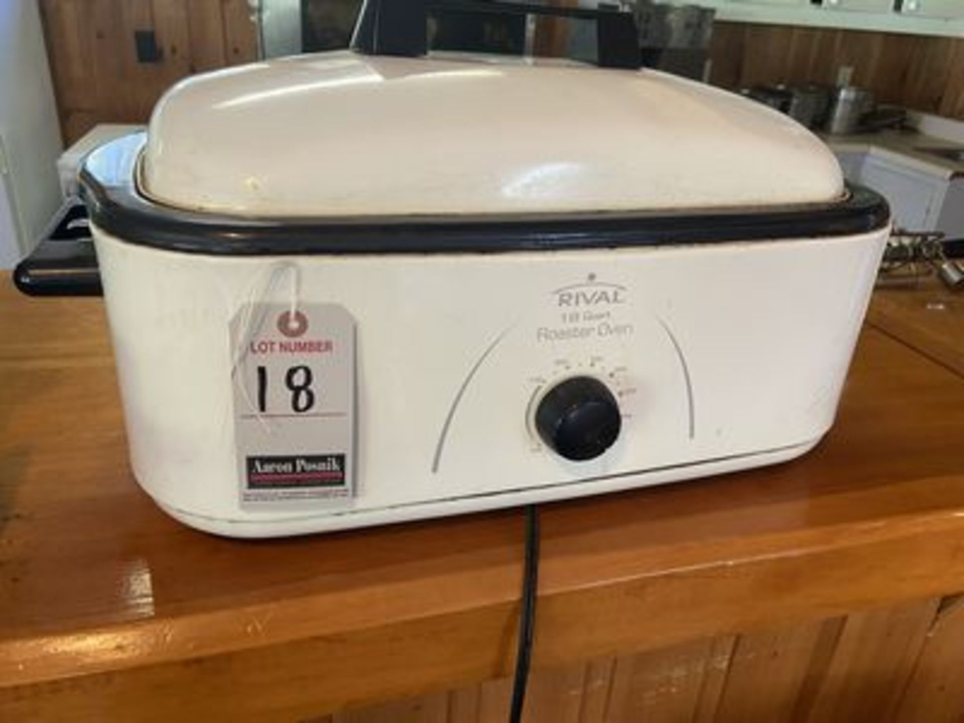 RIVAL 18 QT. ELEC. ROASTER OVEN, 115V