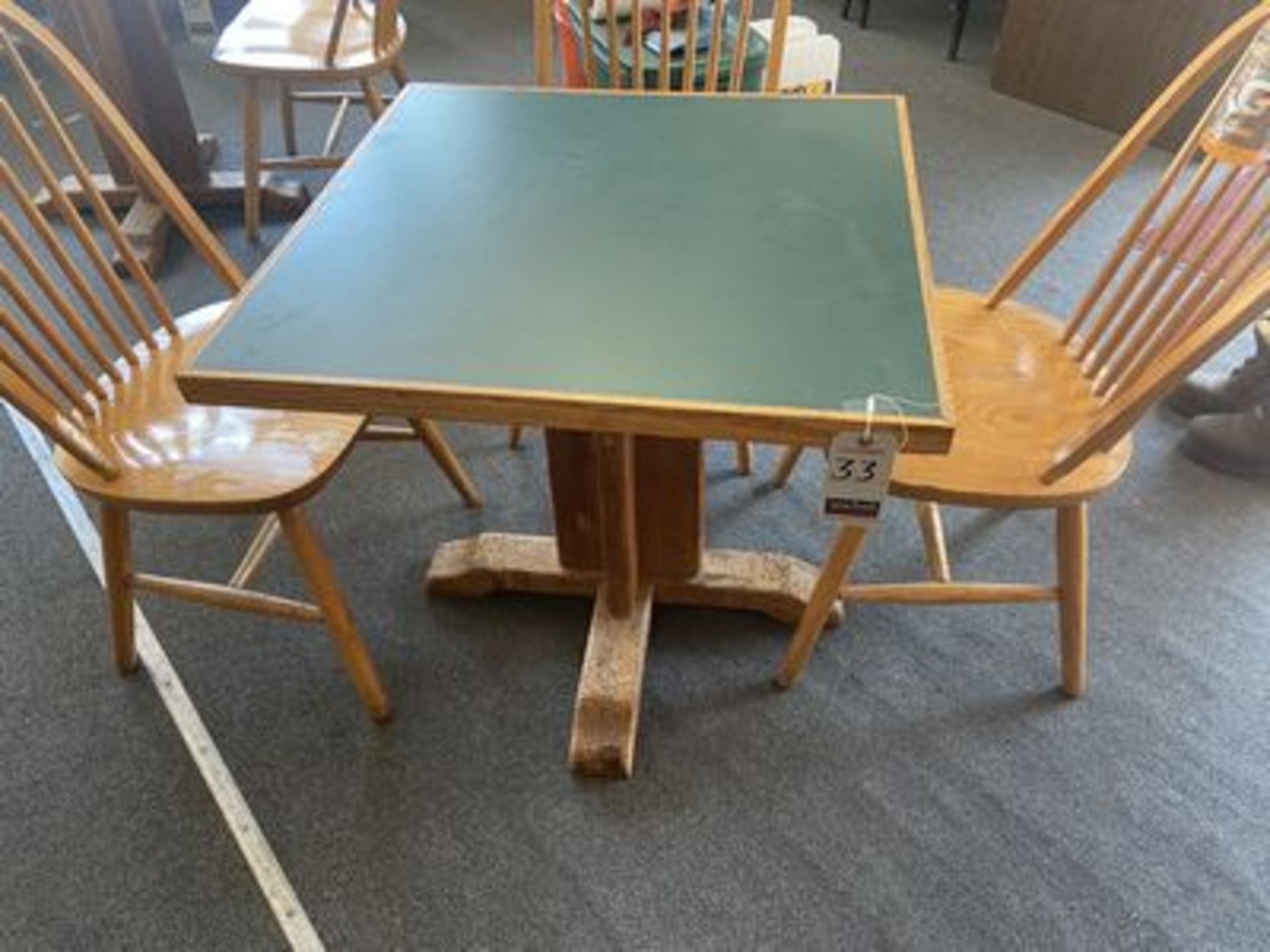 FORM. TOP 30"X30" S.P. TABLE