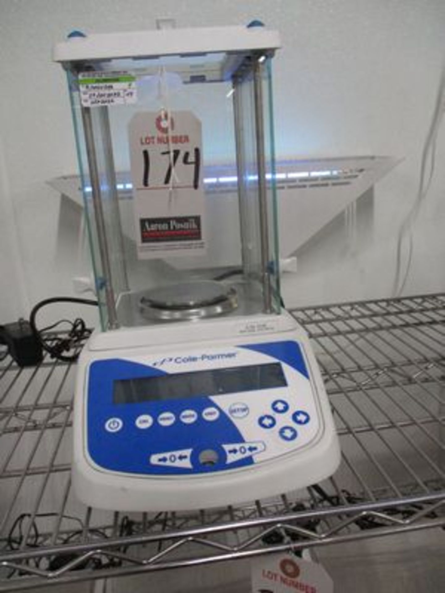 COLE-PARMER ANALYTICAL BALANCE SCALE, M/N 224E