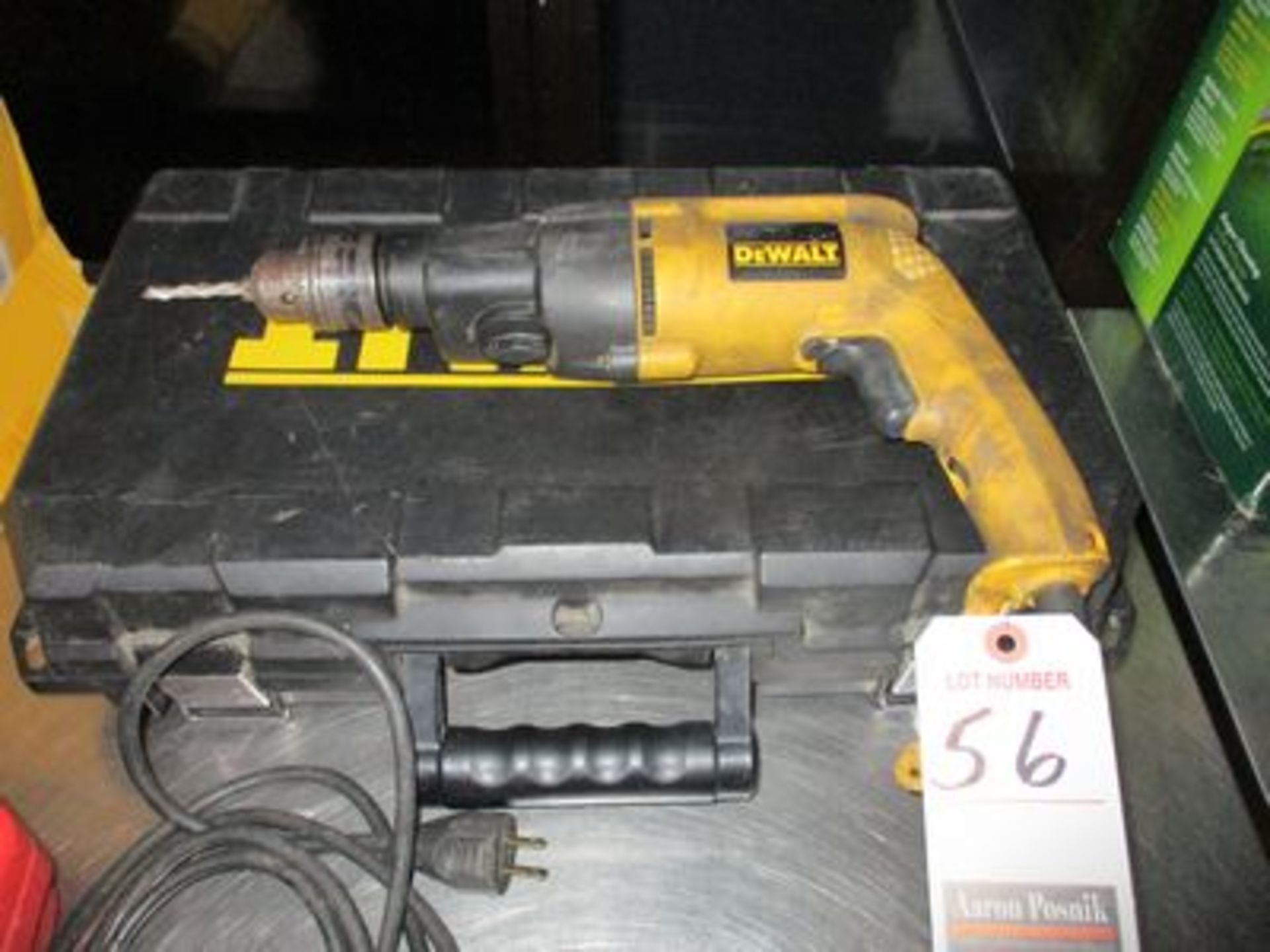 DEWALT DW505 3/8" ELEC. DRILL W/ CASE