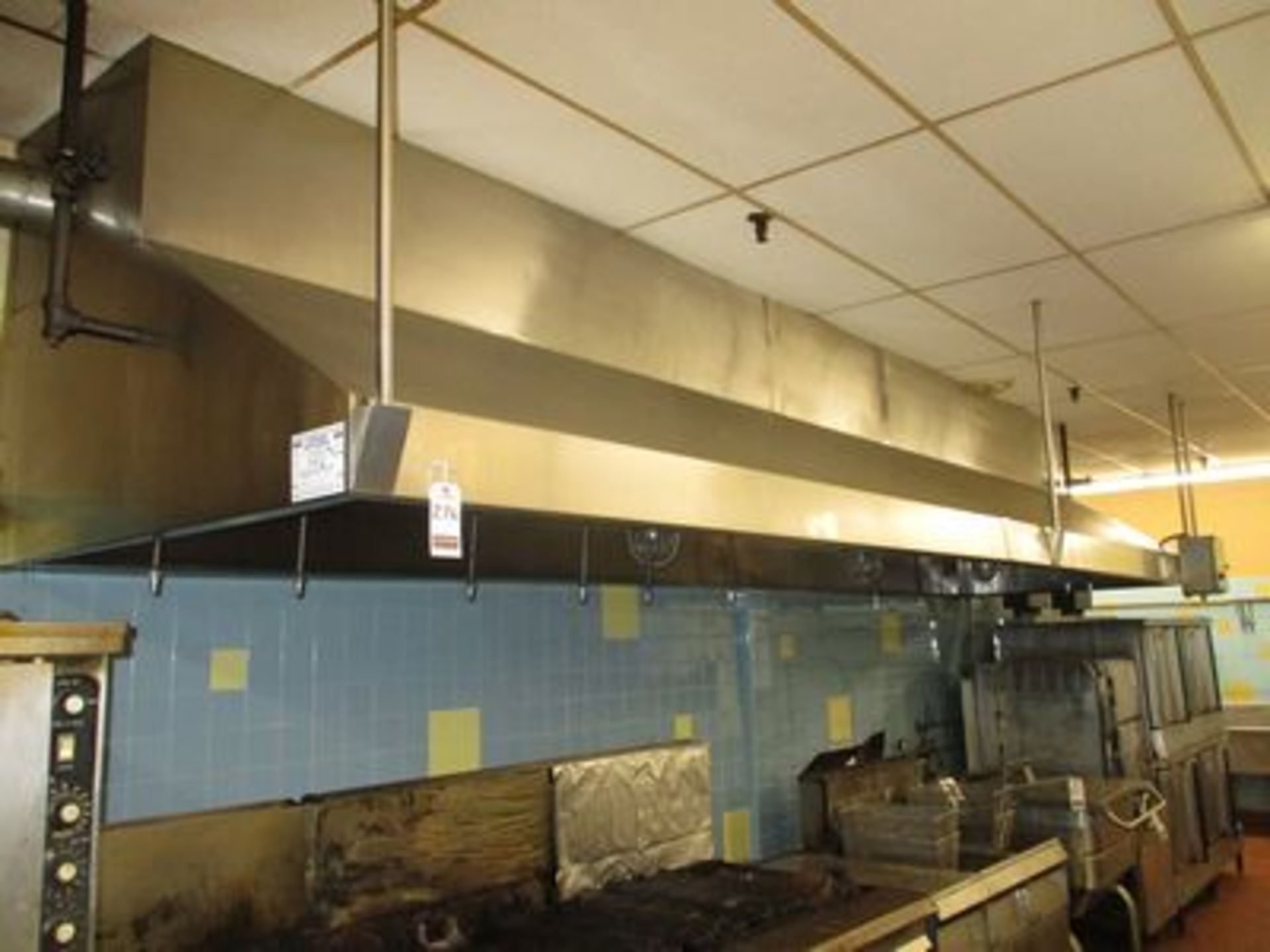 20' S.S. EXHAUST HOOD W/ ANSUL SYSTEM