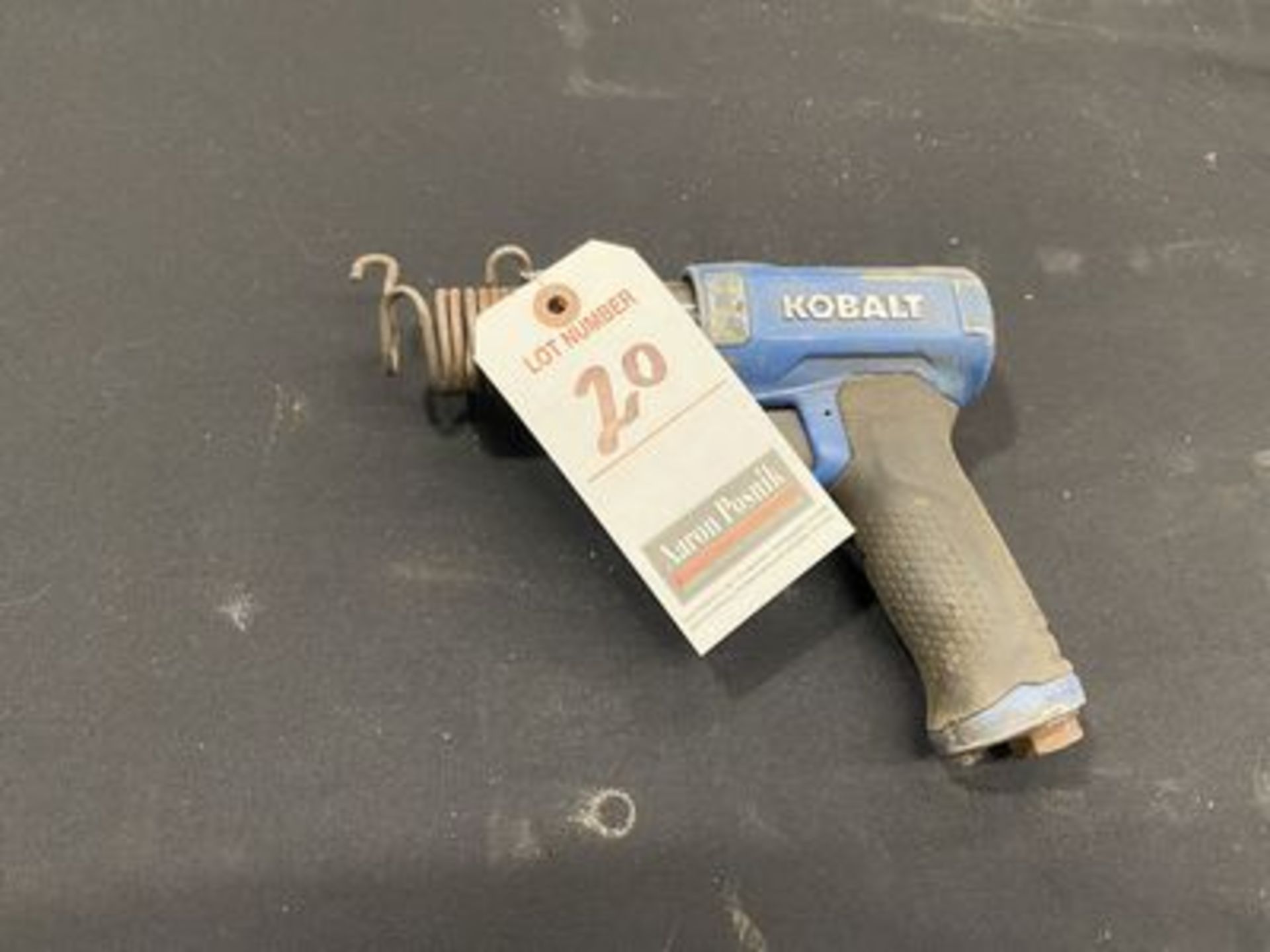 KOBALT PNEU. CHISEL GUN