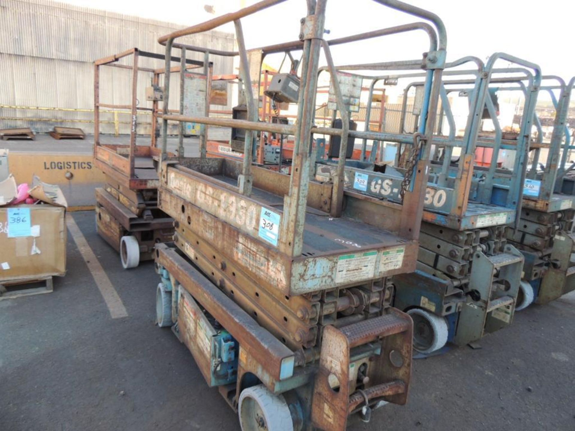 GENIE GS-1930 SCISSOR LIFT # SL19-08 (NOT IN SERVICE)