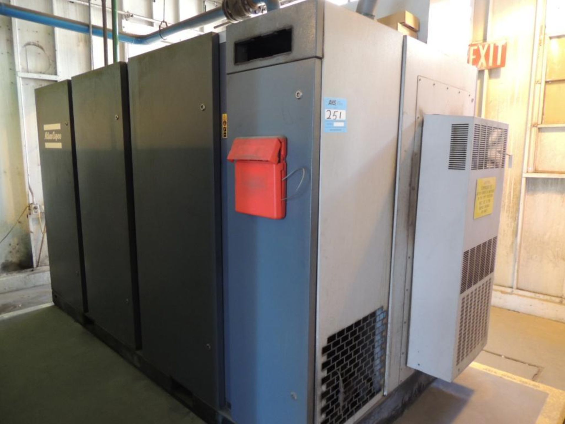 2008 ATLAS COPCO AIR COMPRESSOR MODEL GA160-VSD-W, S/N APF139243, MAX WORKING PRESSURE 132 PSIG, INP - Image 2 of 5