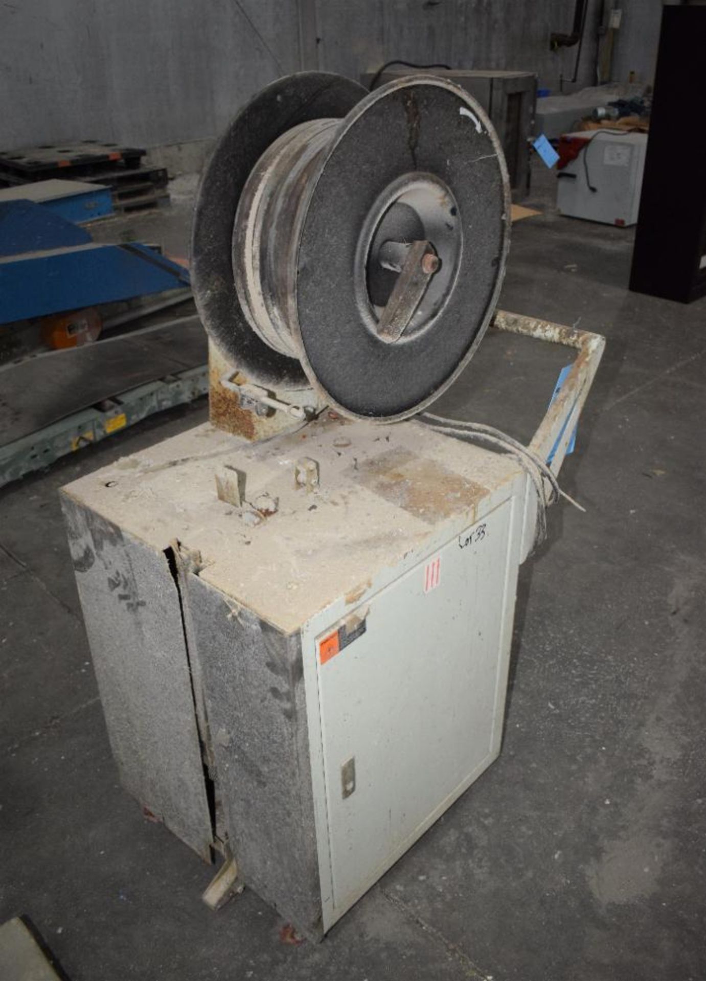 Vestil Semi/Auto Strapping Machine [SUBJECT TO BULK BID]