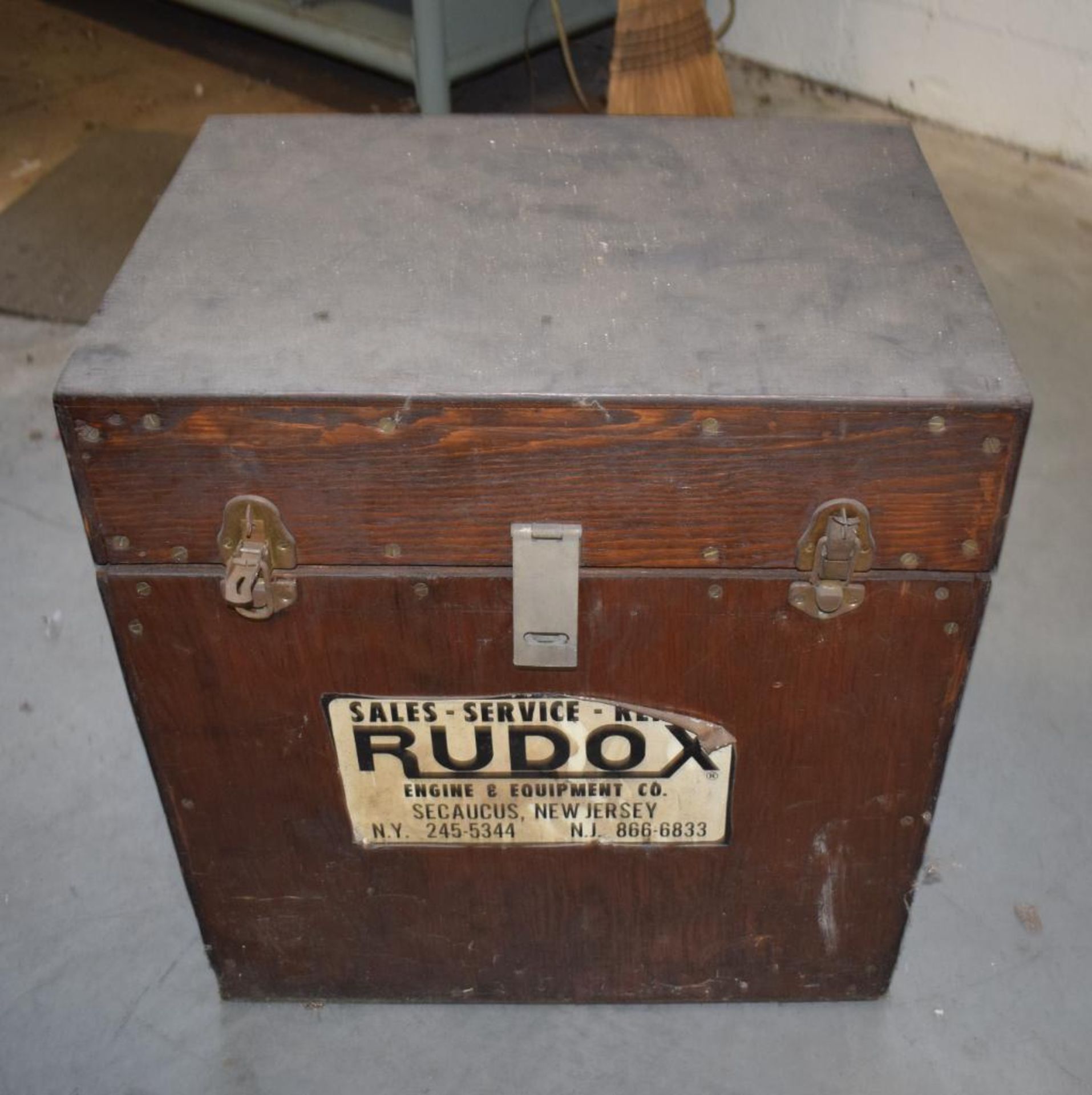 Manual Hydraulic Die Cutting Set. With miscellaneous tooling, cart & box. - Image 7 of 7