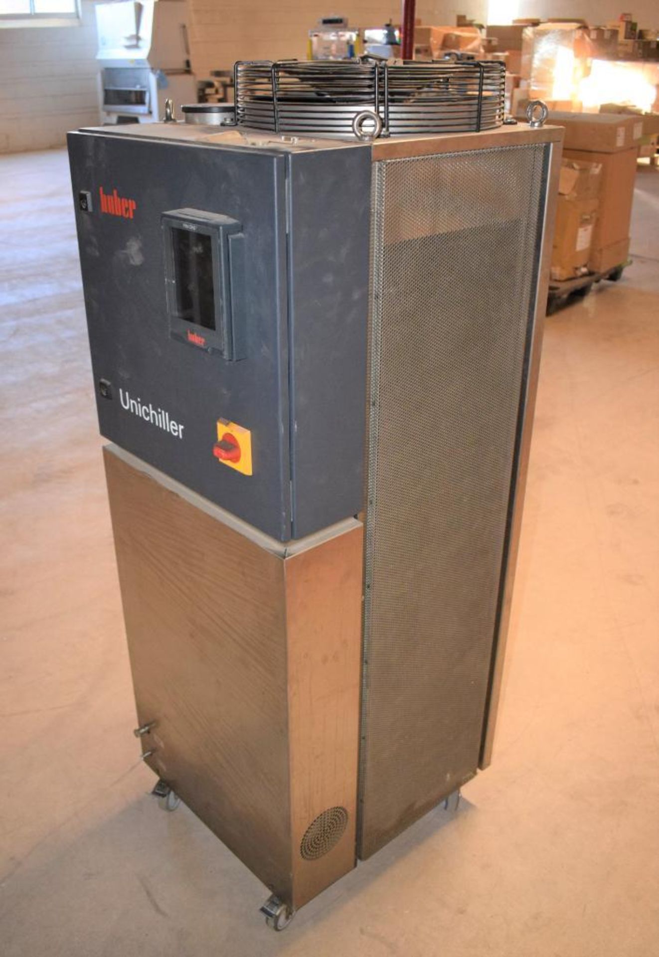 Huber Air Cooled Unichiller, Model 040T. Approximate operating temperature range -10 to +40 degrees - Image 2 of 7