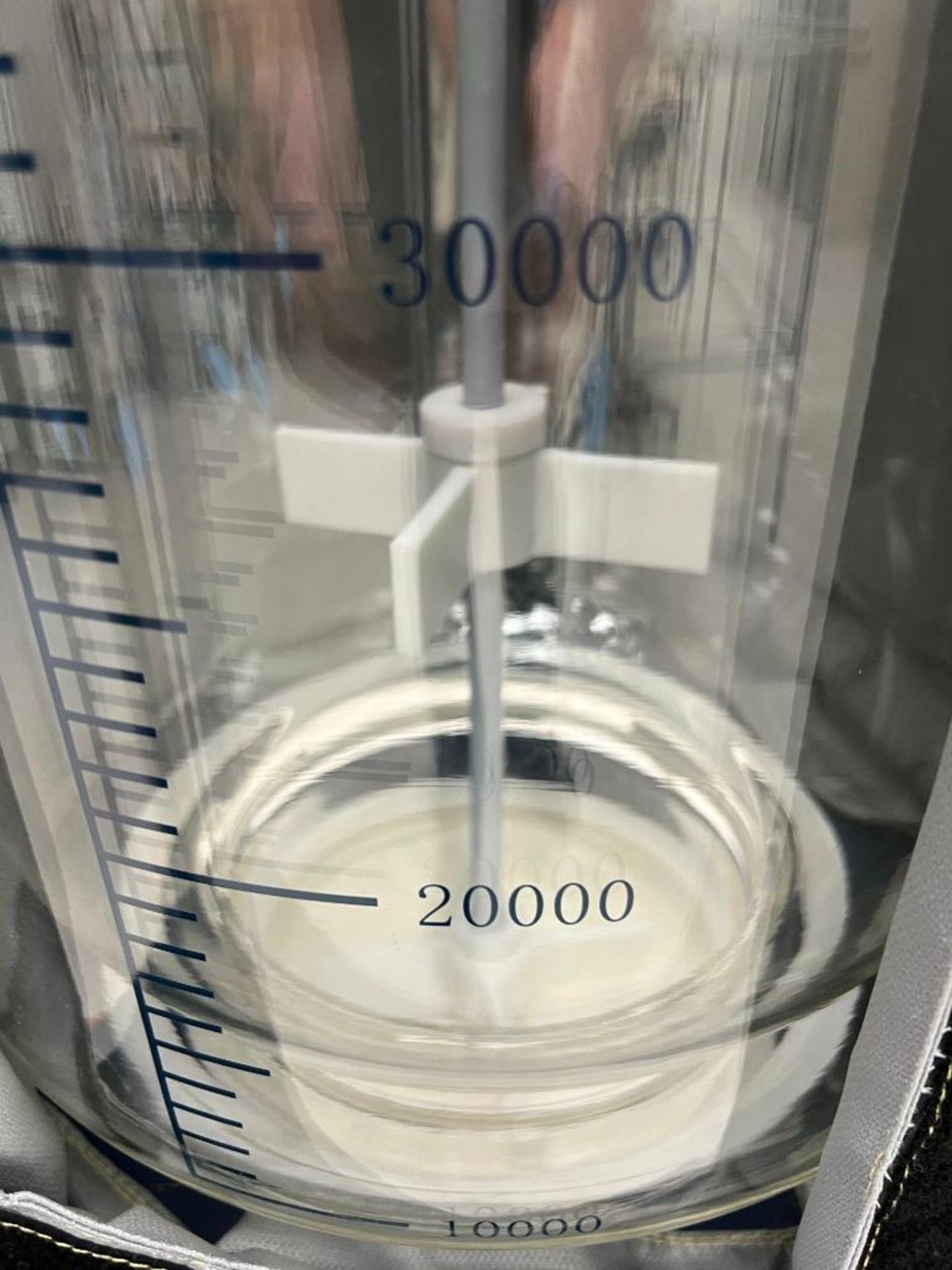 Across International 50L Jacketed Glass Reactor, Model R50F, Serial# 19050094, Built 2019. With agit - Image 5 of 15