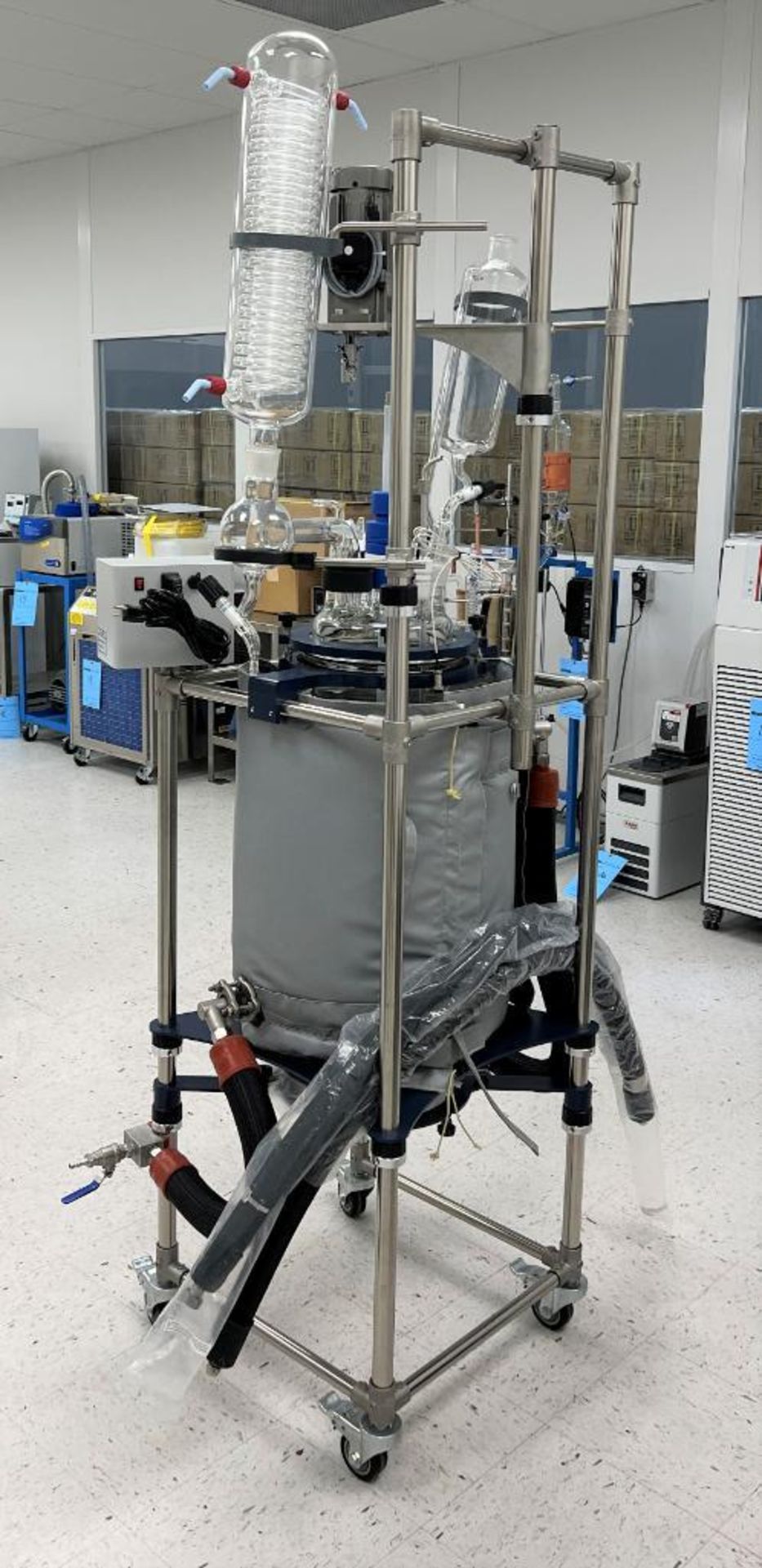 Across International 50L Jacketed Glass Reactor, Model R50F, Serial# 19050094, Built 2019. With agit - Image 3 of 15