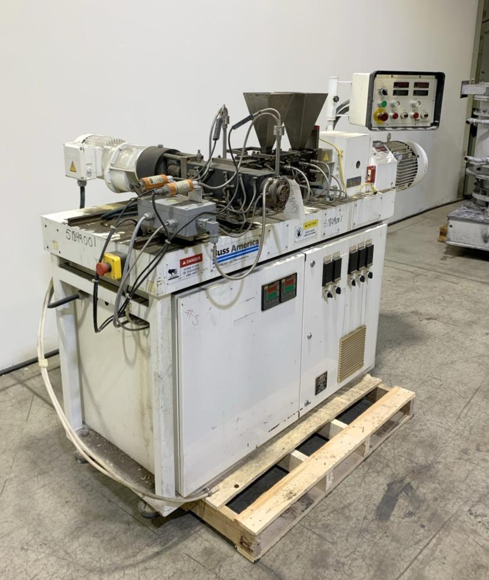 Used- Buss Model MKS 30 Laboratory Ko-Kneader Extruder, Serial# 97-1030 (1997). 30mm Diameter x appr - Image 5 of 49