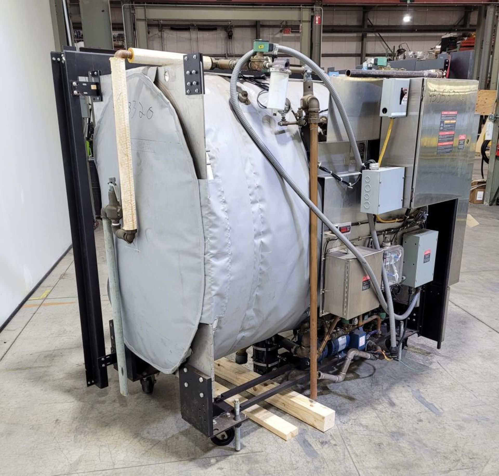 Used- Steris (Amsco) Century Series Single Door Sterilizer, 15 GPM. Chamber size: 34" wide x 52" tal - Image 4 of 22