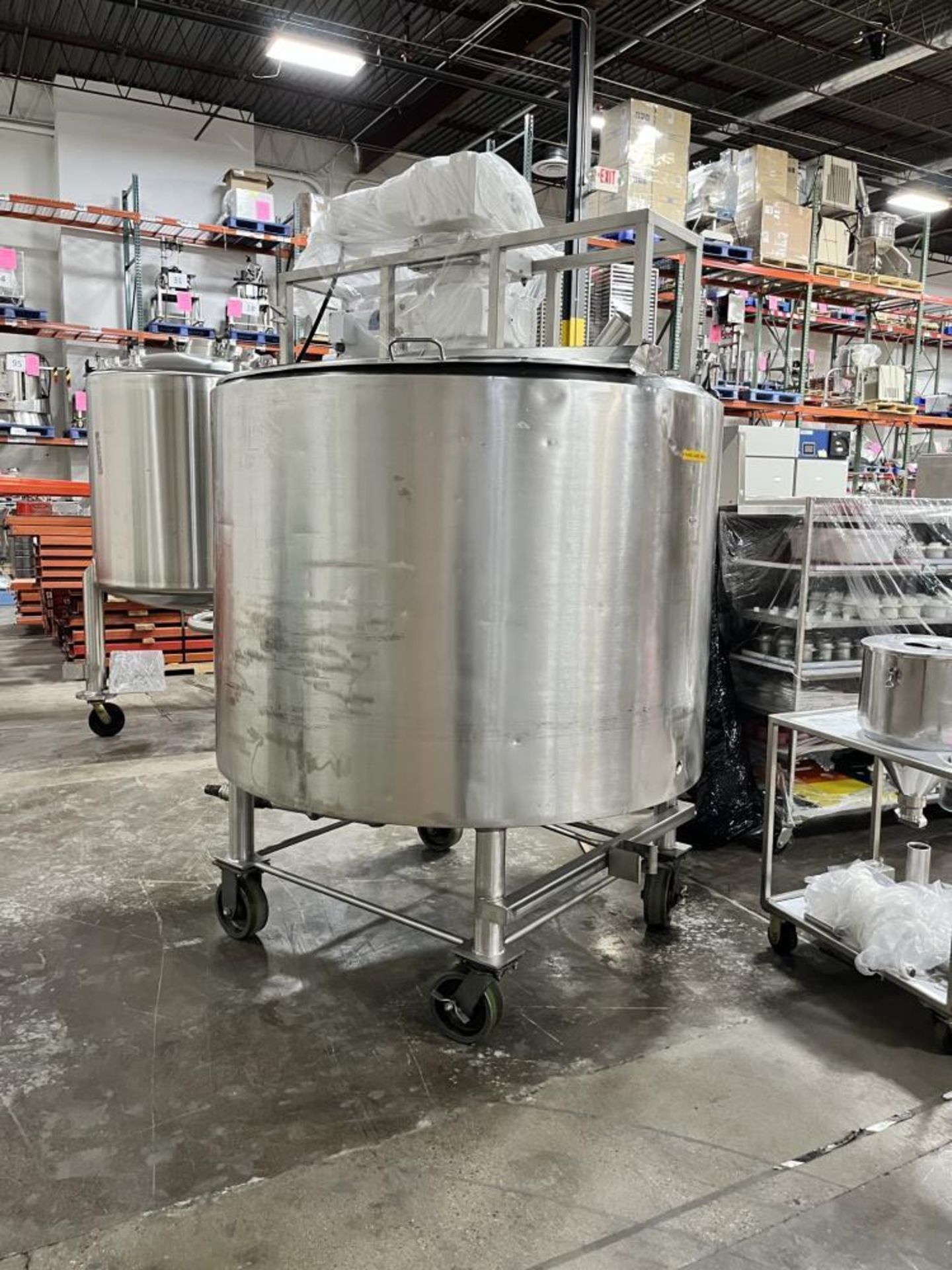 Used-Crepaco approximately 500 gallon stainless steel jacketed tank. Has counter rotating agitiaon.