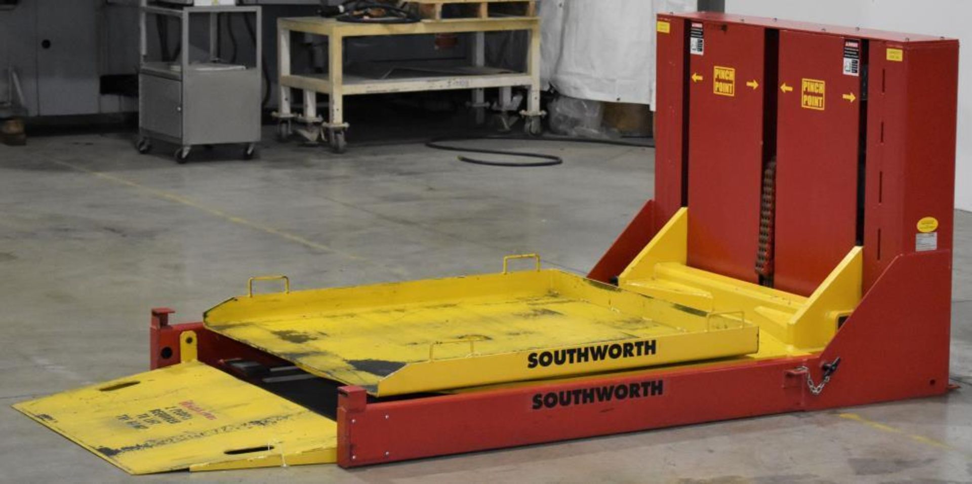 Used- Southworth Products Model Roll C PalletPal Roll-On Leveler with Turntable. Platform 44" x 48".