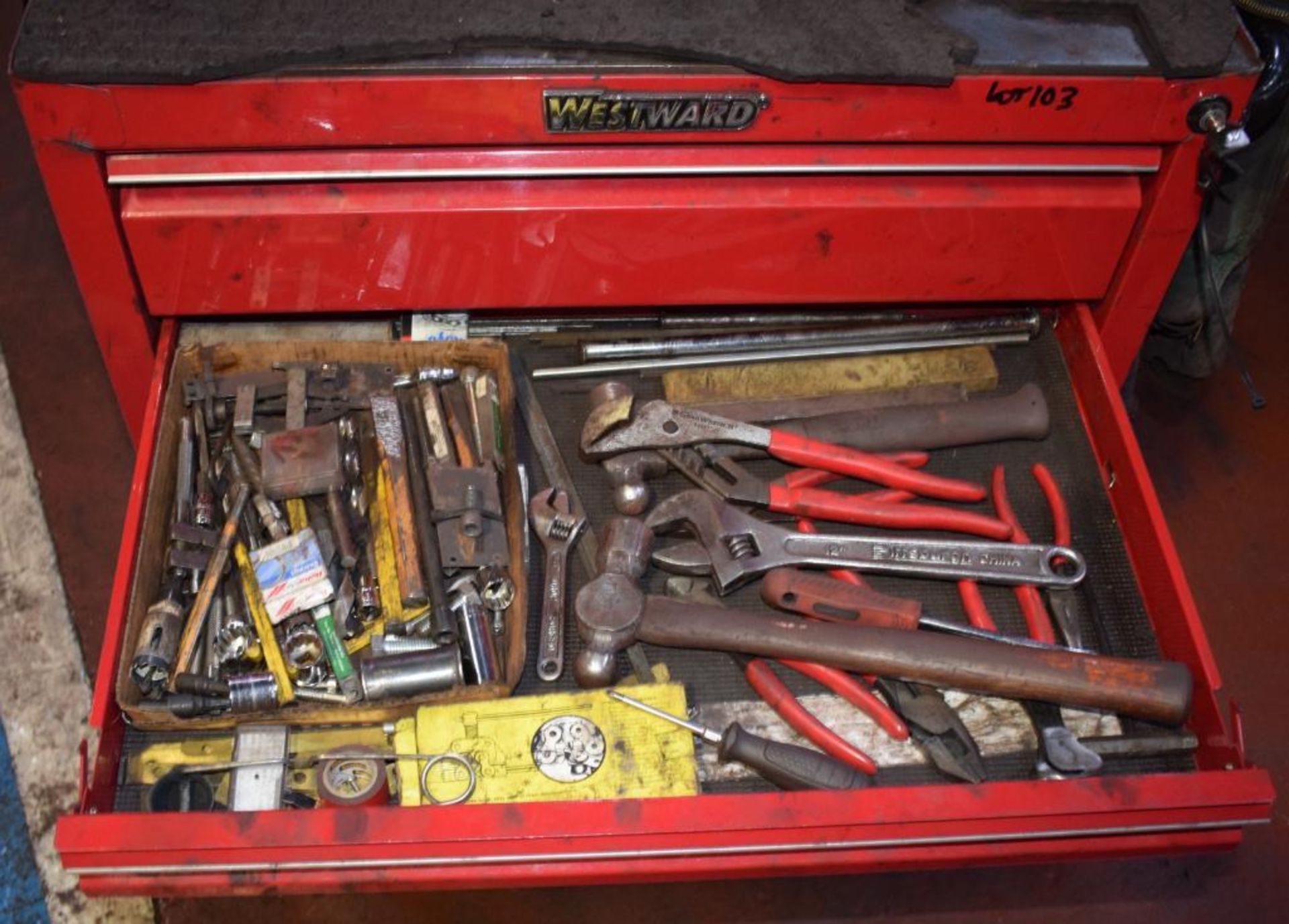 (1) Westward 5 Drawer Rolling Tool Box. With vise & miscellaneous tools. - Image 5 of 8