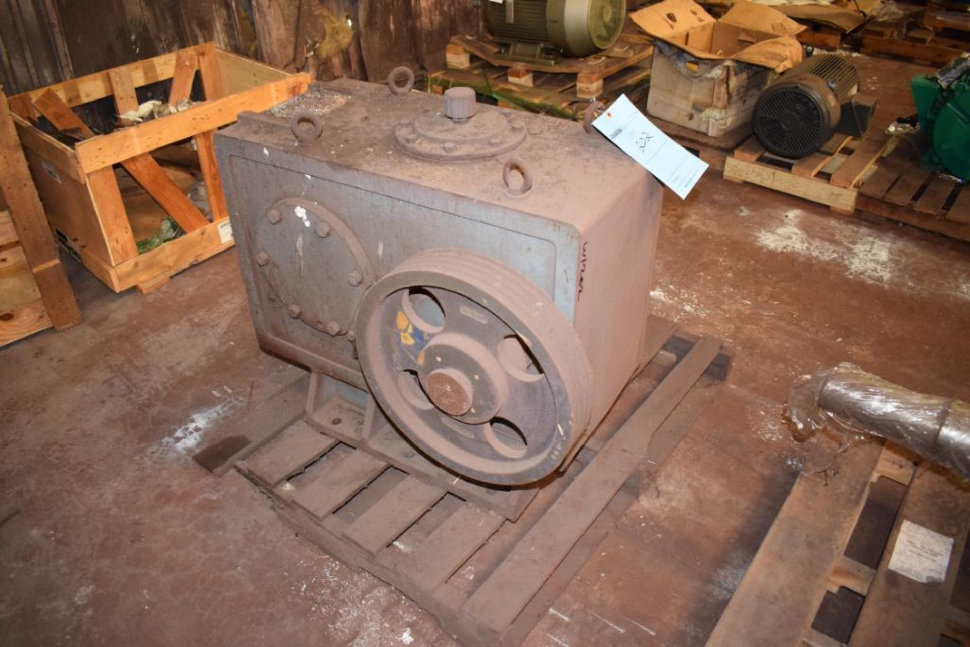 Lot Of (2) Reducers. (1) Falk model 2090Y2-A, (1) Sumitomo model S5040P3-LR-22.4. - Image 6 of 7