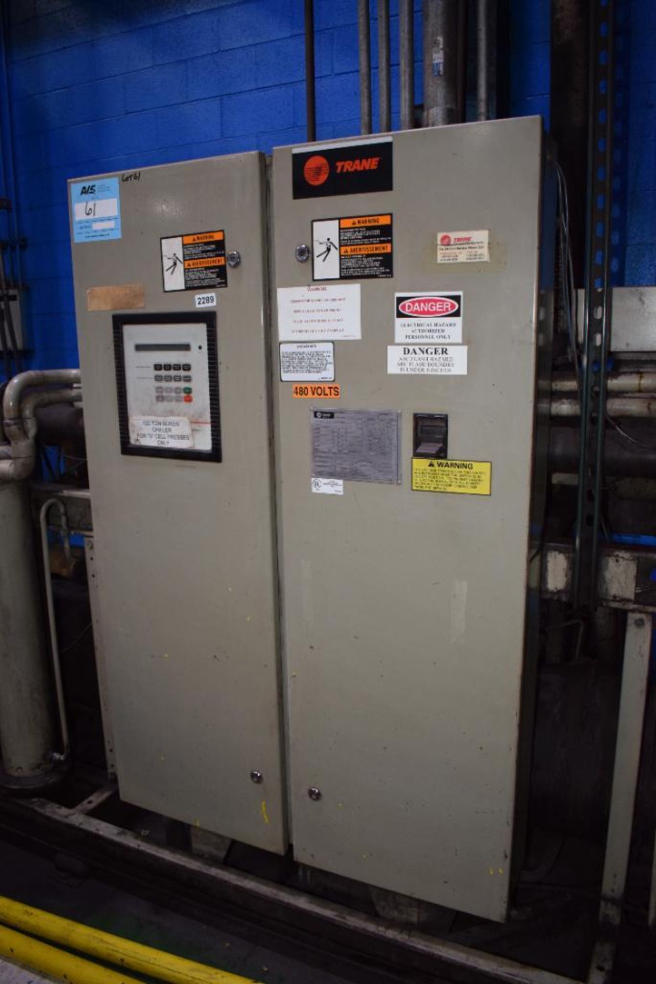 Trane 125 Ton Chiller, Model RTU1254XA01R1D0VFN. With Carbon Steel tank and (2) pumps. R22 refrigera - Image 6 of 18