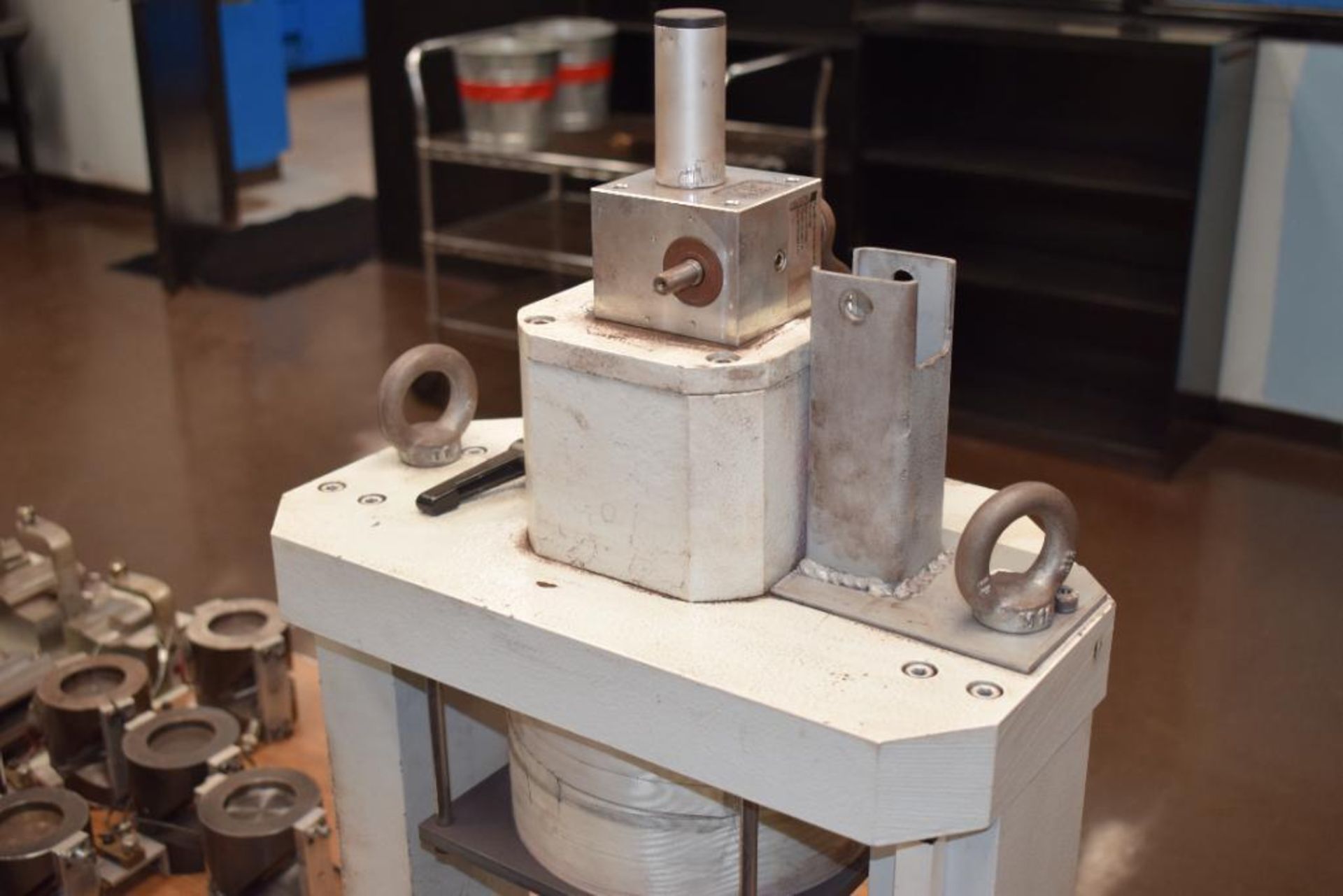 Robograph Digital High Performance Measuring System. Designed for Hysteresis & demagnetization measu - Image 5 of 8