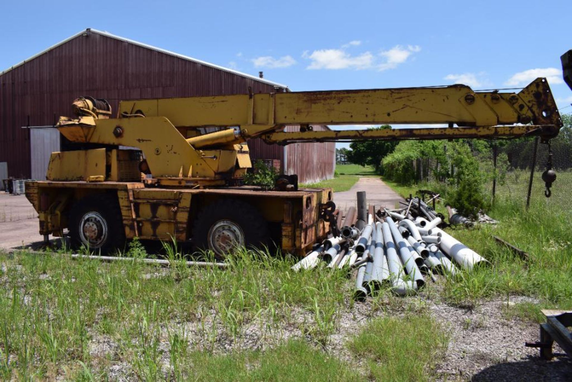 Boecking Machinery 40 Ton Rough Terrain Crane, Model RT40. NOT IN RUNNING CONDITION.