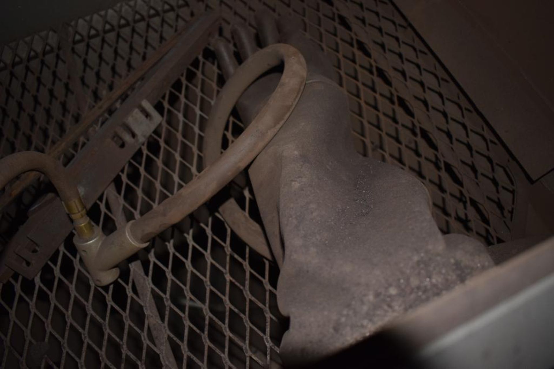 Econoline Blast Cabinet. With Dayton dust collector. - Image 6 of 8