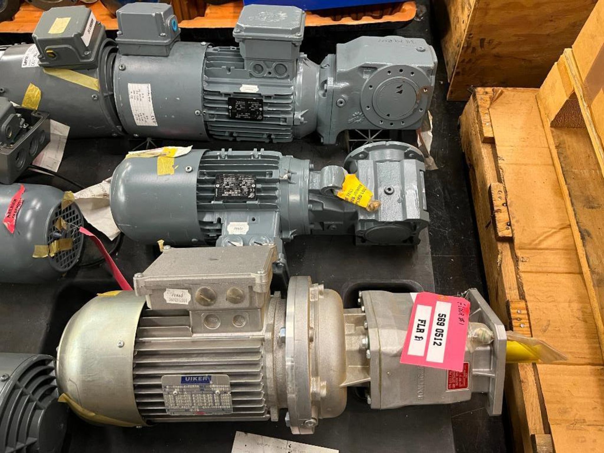 Lot: (1) Pallet of Assorted Motors - Image 3 of 4