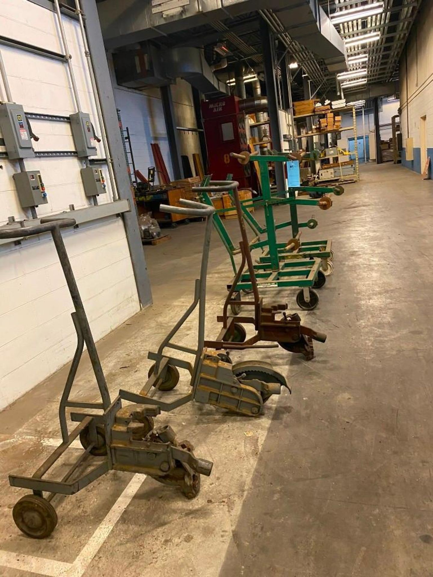 LOT: (3) Pipe Benders on casters and (2) Spoolers on casters - Image 3 of 4