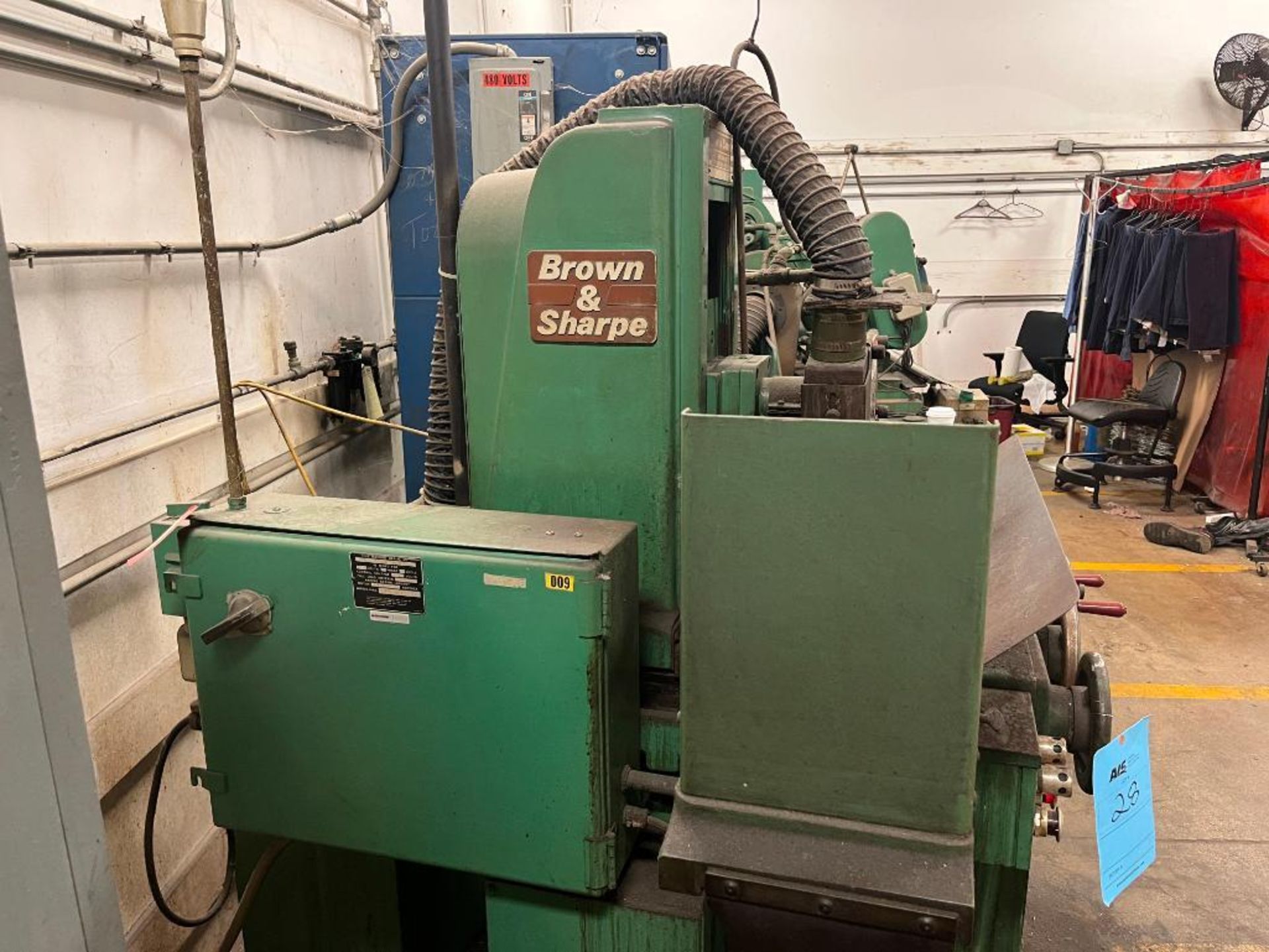 Brown & Sharpe 618 Micromaster Surface Grinder 6" x 18" Electromagnetic Chuck and 6.5" x 6.5" Electr - Image 8 of 10