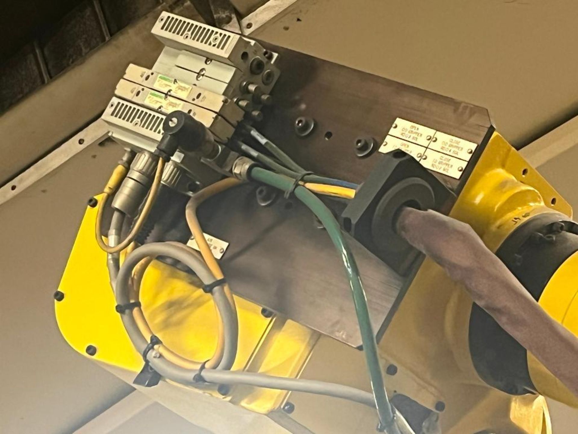 Fanuc Robot M-710iC 70T w/ System R-J3iC Control Panel & Fanuc Pendant Control S/N F-79719 (2006) w/ - Image 6 of 16