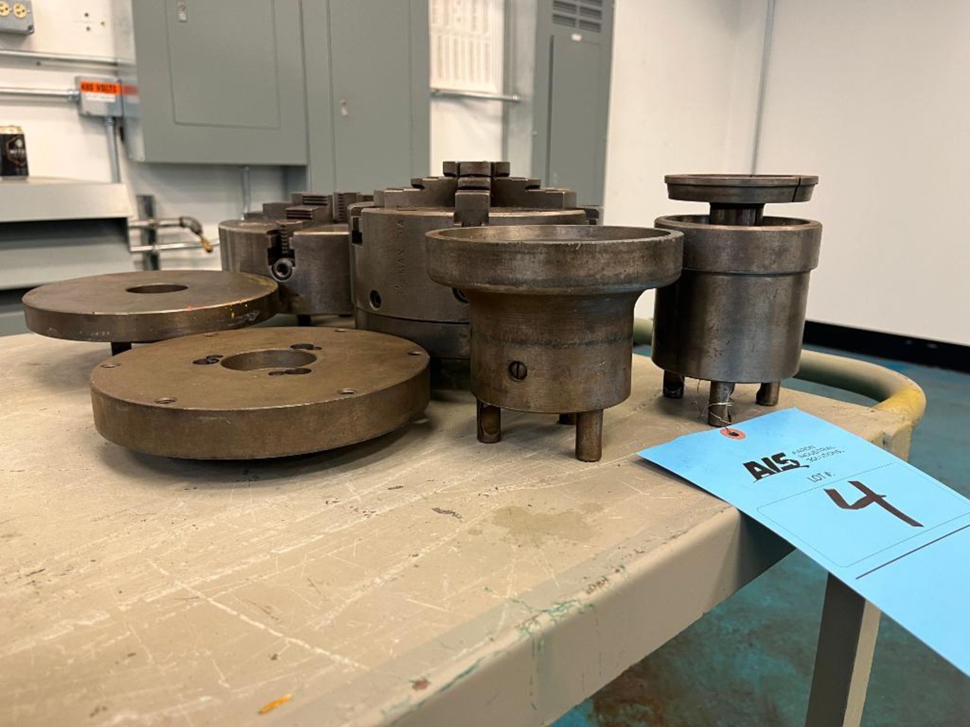 8" 4 Jaw Chuck, 7.5" 6 Jaw Chuck, Face Plates & Collet chuck - Image 3 of 3