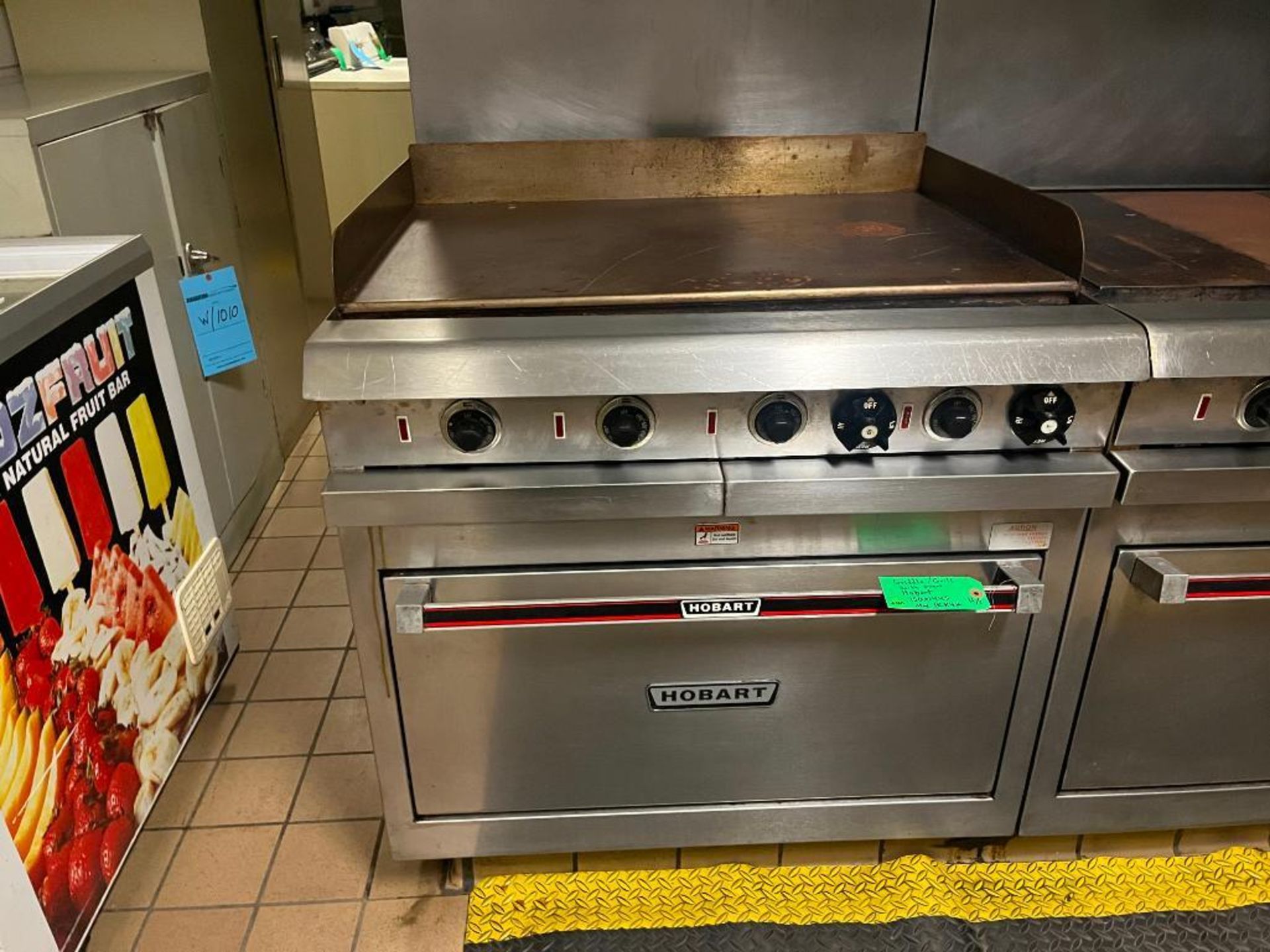 Hobart HCR40 Hot top Grill w/ Oven & Broiler - Image 2 of 17