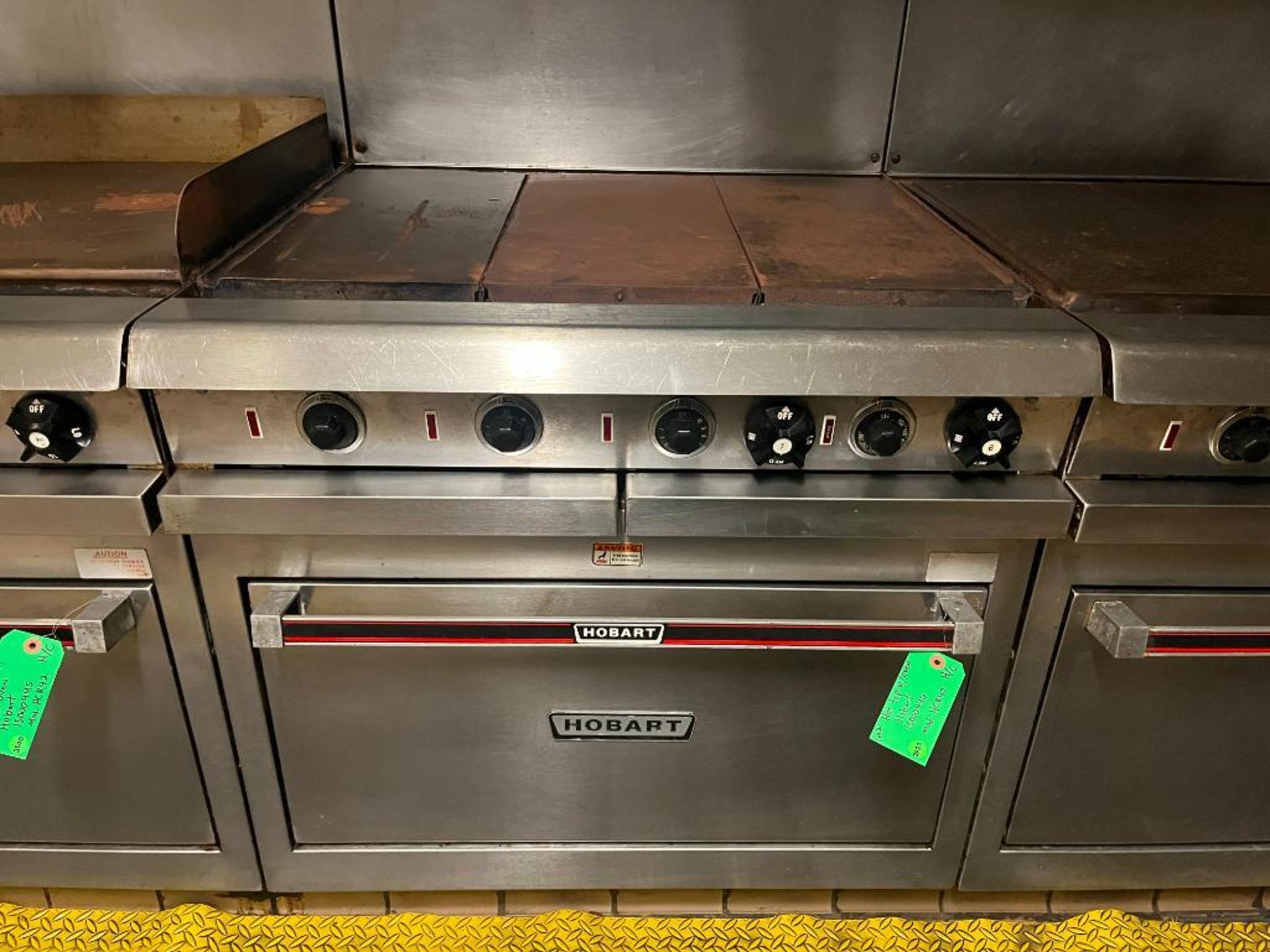 Hobart HCR40 Hot top Grill w/ Oven & Broiler - Image 8 of 17