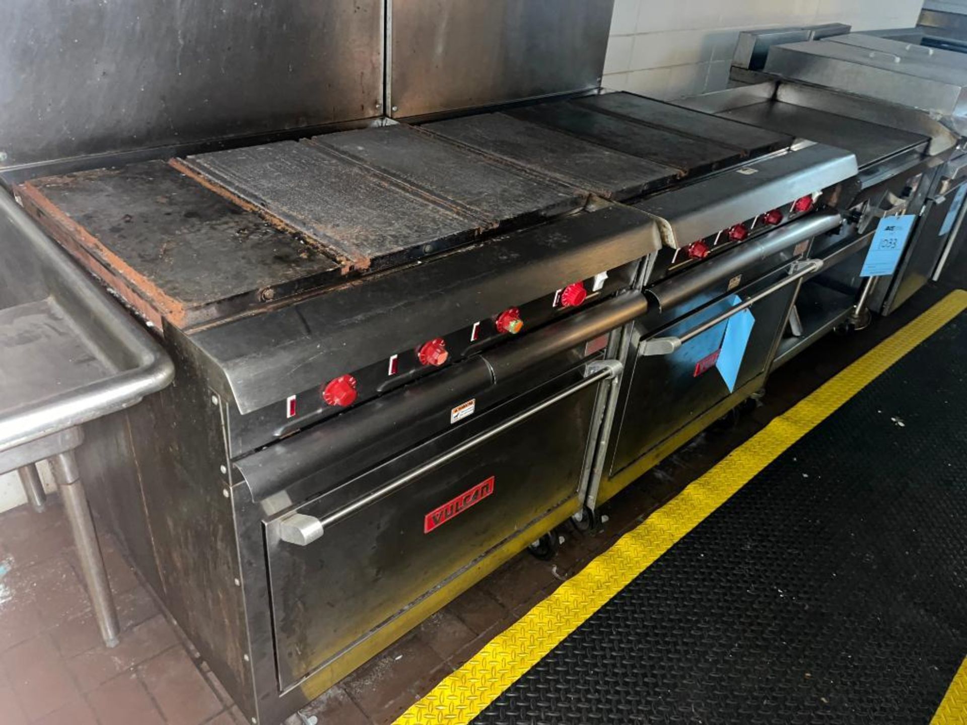 Hobart hot Top Griddle w/ Oven Model VR2C - Image 2 of 11