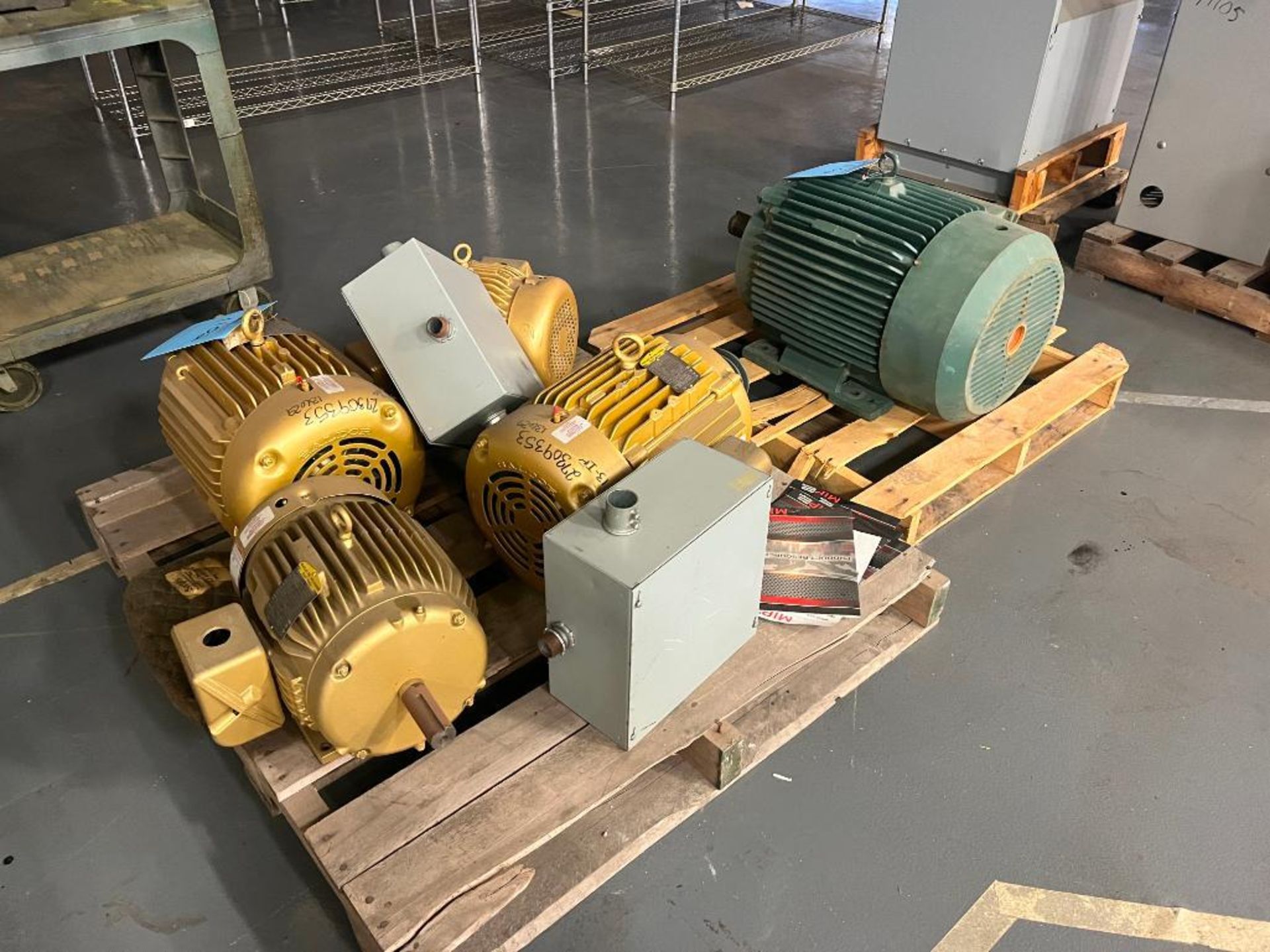 Lot (5): Electric Motors 1-25 HP, 2-20 HP, 2-7.5 HP (Loading Fee $25)